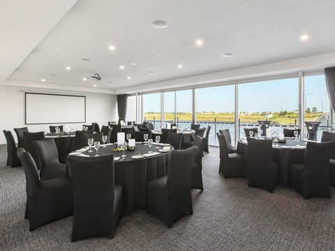 Mercure Sunshine Coast Kawana Waters - Northern Rivers Accommodation 42