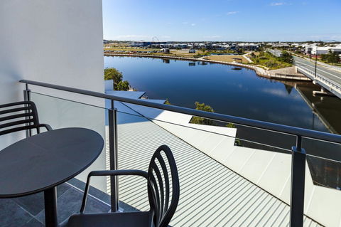 Mercure Sunshine Coast Kawana Waters - Northern Rivers Accommodation 9