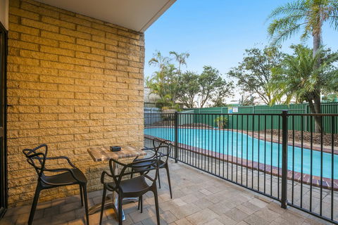 Nightcap At Kawana Waters Hotel - Northern Rivers Accommodation 26