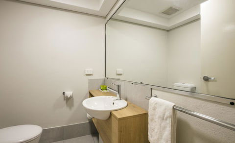 Nightcap At Kawana Waters Hotel - Northern Rivers Accommodation 24