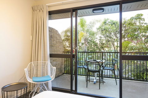 Nightcap At Kawana Waters Hotel - Northern Rivers Accommodation 30