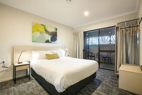 Nightcap At Kawana Waters Hotel - Northern Rivers Accommodation 41