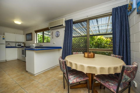 Magnetic North Apartment 1 - Northern Rivers Accommodation 5