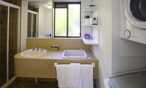 Ocean Breeze Resort - Northern Rivers Accommodation 34