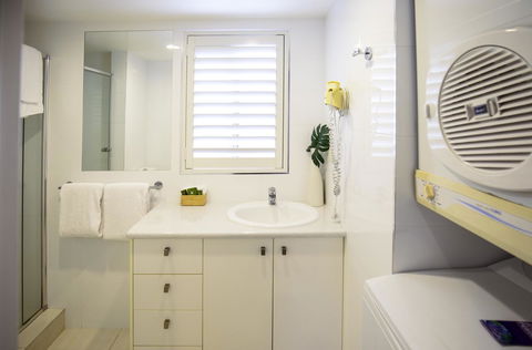 Ocean Breeze Resort - Northern Rivers Accommodation 31