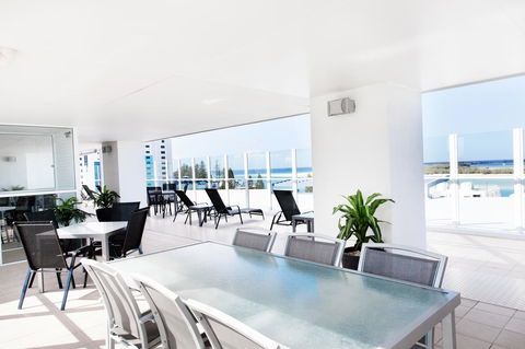 Ocean Views Resort Caloundra - Northern Rivers Accommodation 10