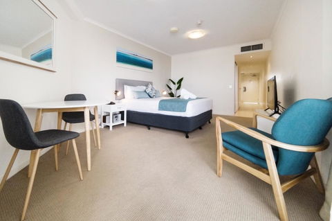 Ocean Views Resort Caloundra - Northern Rivers Accommodation 24