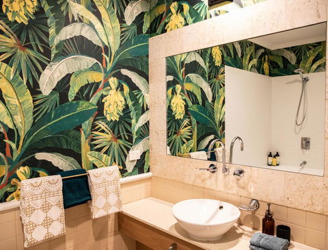NOMAD - Luxe Apartment - Northern Rivers Accommodation 12