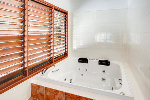 Paradise On The Beach Resort - Northern Rivers Accommodation 9