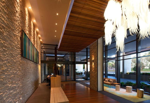 Oaks Redcliffe Mon Komo Suites - Northern Rivers Accommodation 13