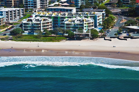 Rolling Surf Resort - Northern Rivers Accommodation 0