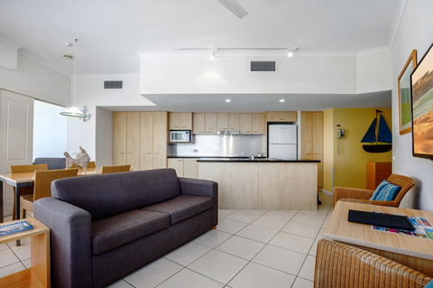 Rolling Surf Resort - Northern Rivers Accommodation 30