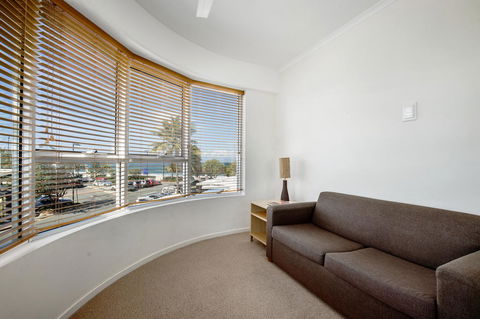 Rolling Surf Resort - Northern Rivers Accommodation 29
