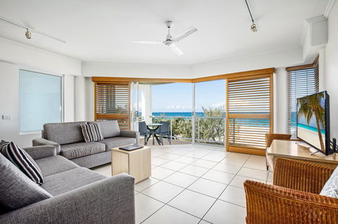 Rolling Surf Resort - Northern Rivers Accommodation 11