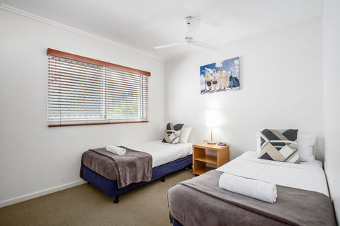Rolling Surf Resort - Northern Rivers Accommodation 2
