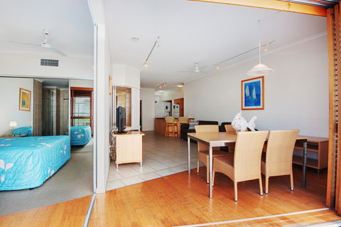 Rolling Surf Resort - Northern Rivers Accommodation 18