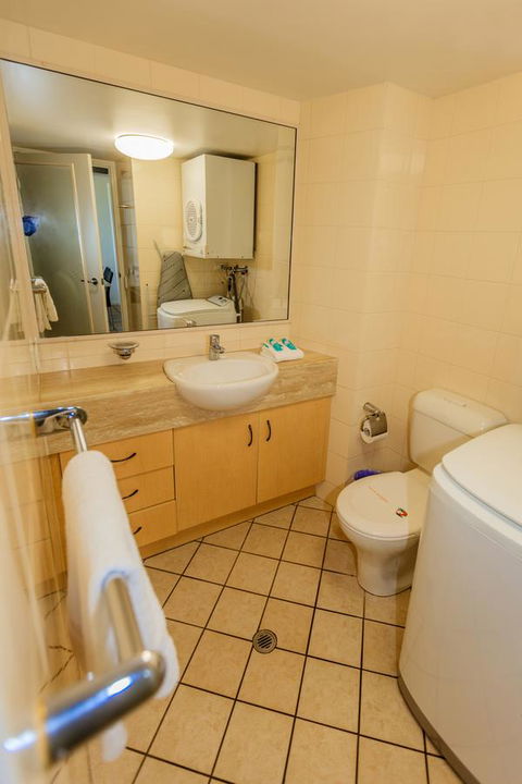 Grand Palais Boolarong Beachside Apartments - Northern Rivers Accommodation 34