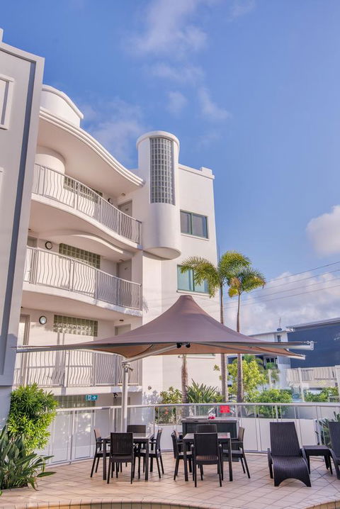 Grand Palais Boolarong Beachside Apartments - Northern Rivers Accommodation 1