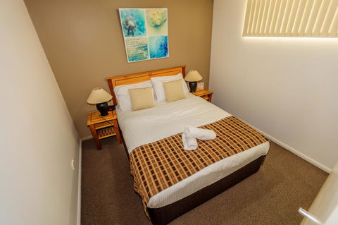 Grand Palais Boolarong Beachside Apartments - Northern Rivers Accommodation 13