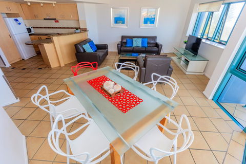 Grand Palais Boolarong Beachside Apartments - Northern Rivers Accommodation 22