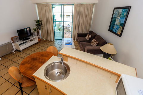 Grand Palais Boolarong Beachside Apartments - Northern Rivers Accommodation 10