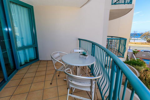 Grand Palais Boolarong Beachside Apartments - Northern Rivers Accommodation 16
