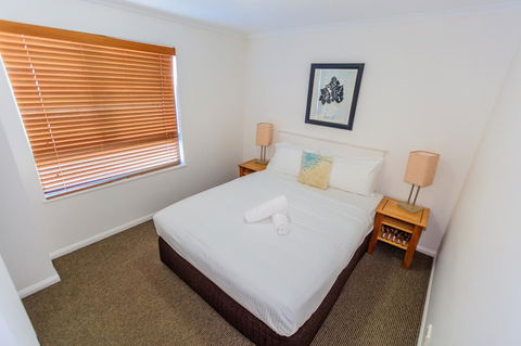 Grand Palais Boolarong Beachside Apartments - Northern Rivers Accommodation 27