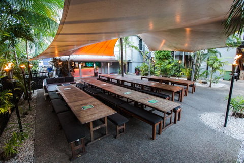 Mad Monkey Central - Northern Rivers Accommodation 11