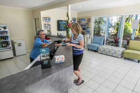 The Beach Motel Hervey Bay - Northern Rivers Accommodation 36