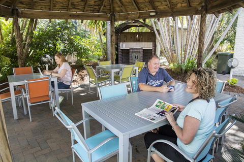 The Beach Motel Hervey Bay - Northern Rivers Accommodation 11
