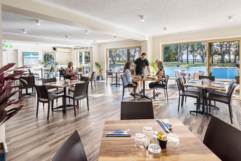 The Beach Motel Hervey Bay - Northern Rivers Accommodation 8