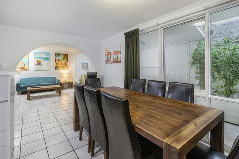 The Beach Motel Hervey Bay - Northern Rivers Accommodation 22