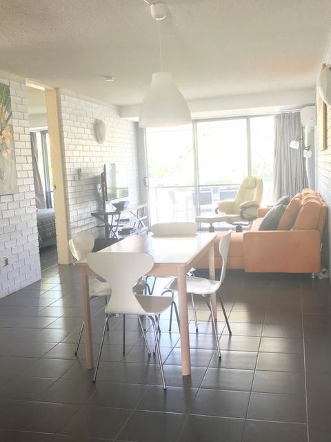 Jacaranda Noosa - Northern Rivers Accommodation 24