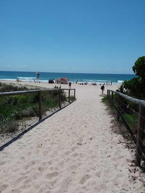 Surfers Chalet - Northern Rivers Accommodation 5