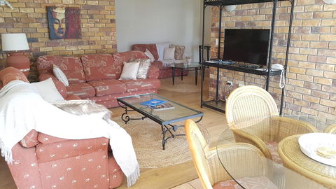 Surfers Chalet - Northern Rivers Accommodation 24