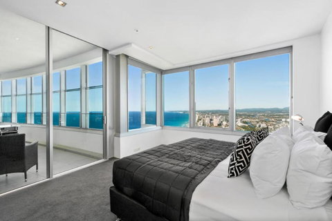 Q1 Resort & Spa - Official - Northern Rivers Accommodation 35