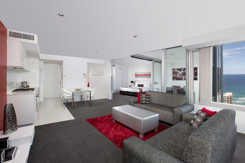 Q1 Resort & Spa - Official - Northern Rivers Accommodation 27