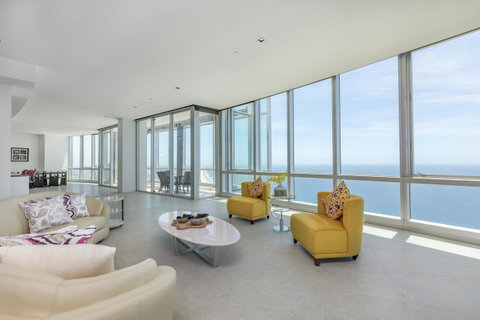 Q1 Resort & Spa - Official - Northern Rivers Accommodation 13
