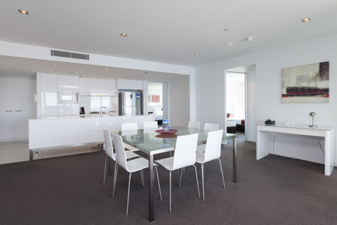 Q1 Resort & Spa - Official - Northern Rivers Accommodation 36