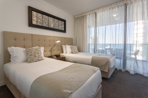 Oracle Resort Broadbeach - Gclr - Northern Rivers Accommodation 36