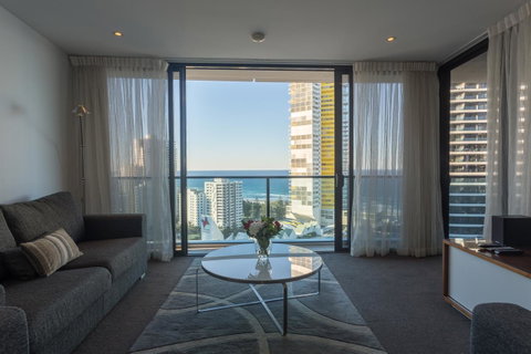 Oracle Resort Broadbeach - Gclr - Northern Rivers Accommodation 40