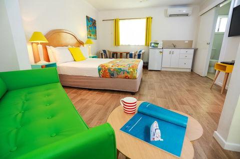 Port Douglas Motel - Northern Rivers Accommodation 16