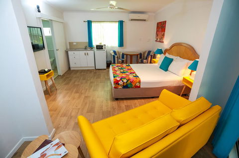 Port Douglas Motel - Northern Rivers Accommodation 19