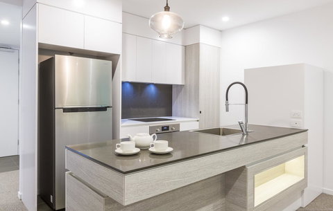 Boardwalk Burleigh Beach - Official - Northern Rivers Accommodation 21