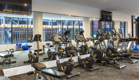 Boardwalk Burleigh Beach - Official - Northern Rivers Accommodation 23