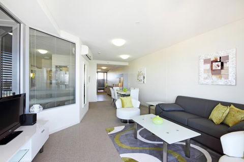 Monaco Caloundra - Northern Rivers Accommodation 29