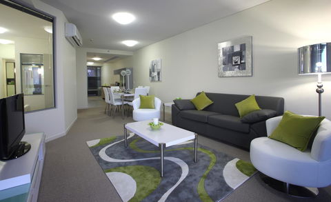 Monaco Caloundra - Northern Rivers Accommodation 42