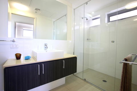 Monaco Caloundra - Northern Rivers Accommodation 39
