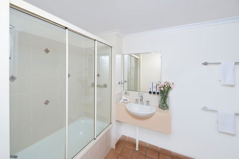 Park Regis Anchorage - Northern Rivers Accommodation 10
