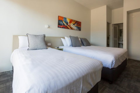 Nightcap At Emerald Star Hotel - Northern Rivers Accommodation 1